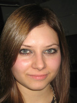 Person who looks like Sophia Bush