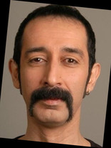 Person who looks like Adrien Brody