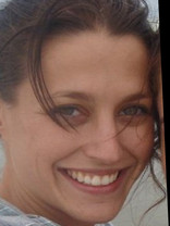 Person who looks like Piper Perabo