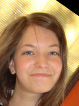 Person who looks like Ellen Pompeo