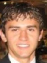 Person who looks like Bryan Greenberg