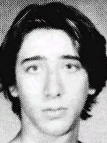 Person who looks like David Schwimmer