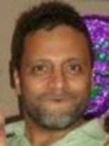 Person who looks like Edgar Ramírez