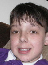 Person who looks like Lou Diamond Phillips