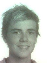 Person who looks like Jonathan Bennett