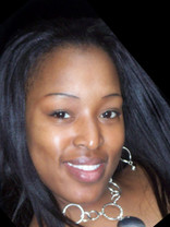 Person who looks like Angela Bassett