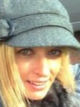 Person who looks like Uma Thurman