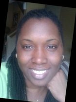 Person who looks like Holly Robinson Peete