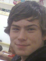 Person who looks like Zac Efron