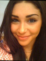 Person who looks like Kim Kardashian