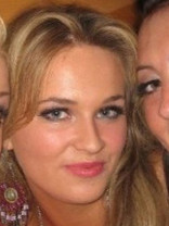 Person who looks like Eva Herzigova