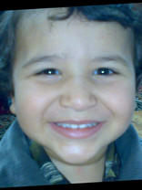 Person who looks like Jonathan Lipnicki