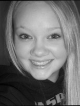 Person who looks like Lauren Woodland