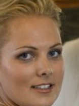 Person who looks like Estella Warren