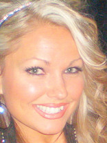 Person who looks like Kelly Ripa