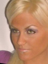 Person who looks like Pamela Anderson