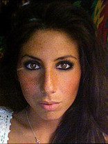 Person who looks like Kim Kardashian