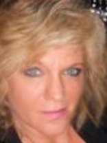 Person who looks like Goldie Hawn