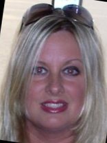 Person who looks like Kari Wuhrer