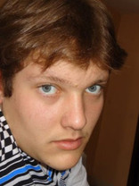 Person who looks like Justin Bruening