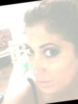 Person who looks like Jamie-Lynn Sigler