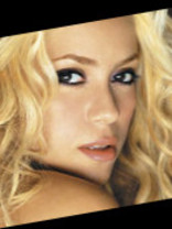 Person who looks like Shakira