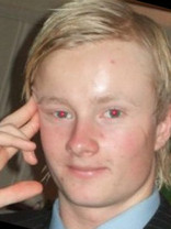 Person who looks like Cody Kasch