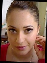 Person who looks like Gwen Stefani