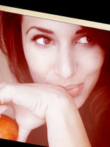 Person who looks like Kim Kardashian