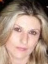 Person who looks like Daisy Fuentes