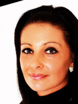 Person who looks like Gina Gershon