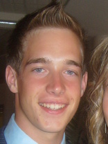 Person who looks like Will Estes