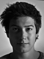 Person who looks like Sam Huntington