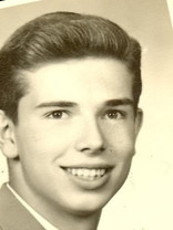 Person who looks like Stark Sands