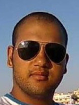 Person who looks like Amr Diab