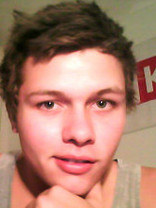 Person who looks like Justin Bruening