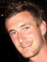 Person who looks like Scott Caan