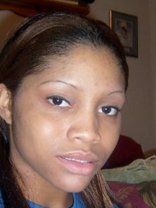 Person who looks like Zoe Saldaña