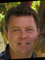 Person who looks like Ian Ziering