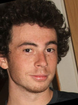 Person who looks like Danny Masterson