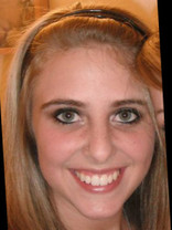 Person who looks like Sarah Michelle Gellar