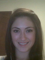 Person who looks like Gloria Estefan