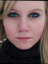 Person who looks like Christina Applegate