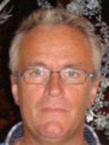 Person who looks like Huey Lewis