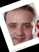 Person who looks like Eddie Kaye Thomas