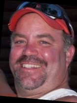 Person who looks like John Ratzenberger