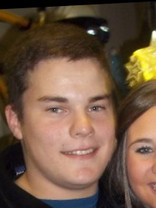 Person who looks like Jason & Jeremy London