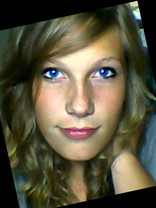 Person who looks like Molly Sims