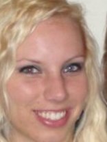 Person who looks like Taylor Swift