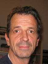 Person who looks like Jeremy Irons